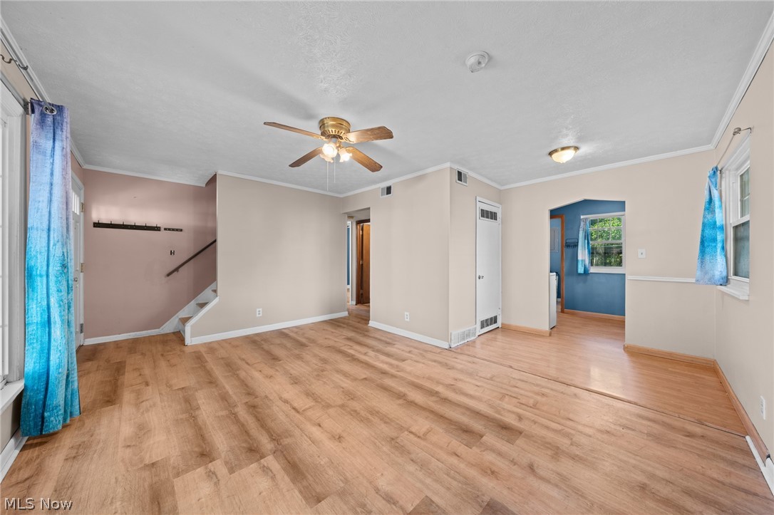 4382 W 189th Street Cleveland OH 44135
