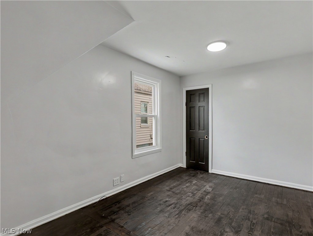 19392 Renwood Avenue Euclid OH 44119