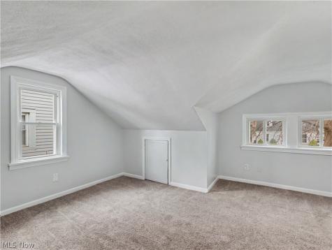 19392 Renwood Avenue Euclid OH 44119