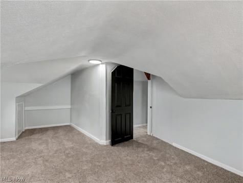 19392 Renwood Avenue Euclid OH 44119