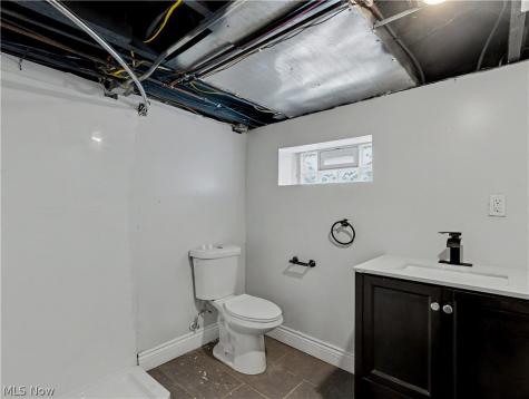 19392 Renwood Avenue Euclid OH 44119
