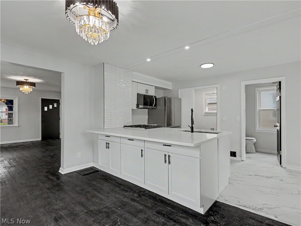 19392 Renwood Avenue Euclid OH 44119