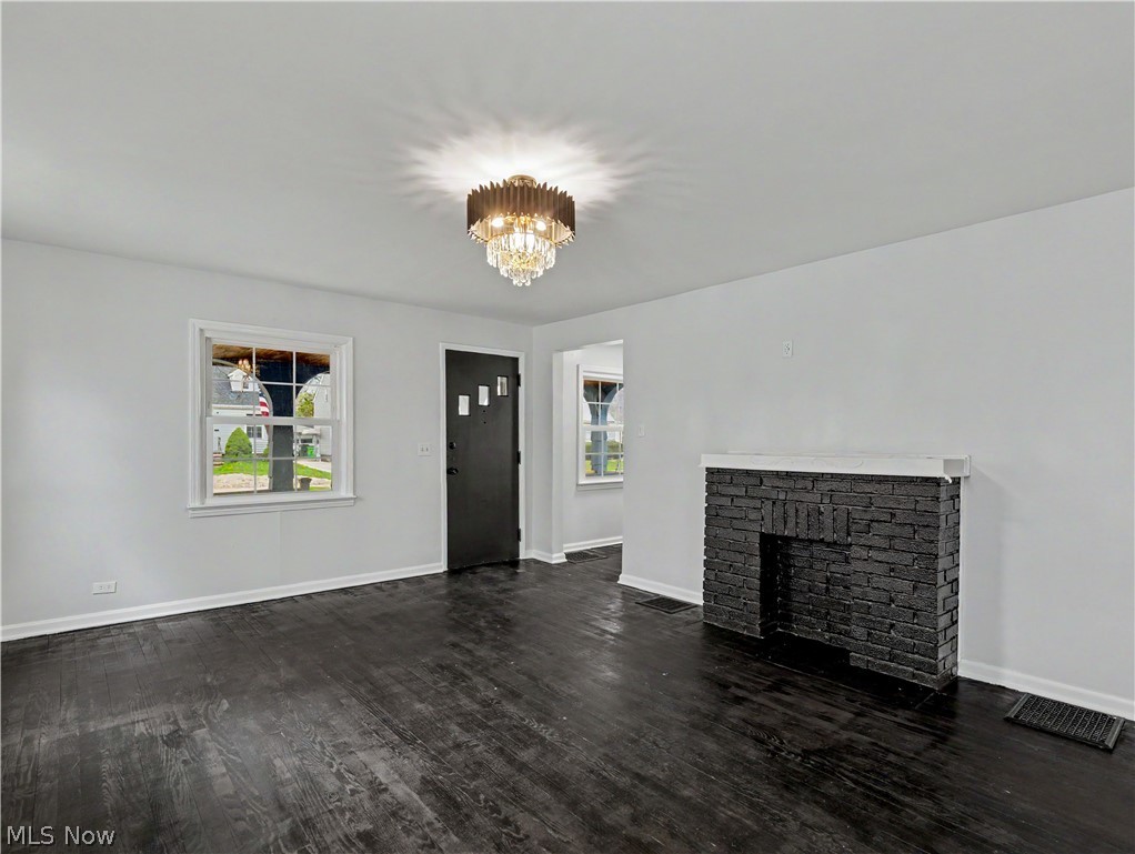 19392 Renwood Avenue Euclid OH 44119