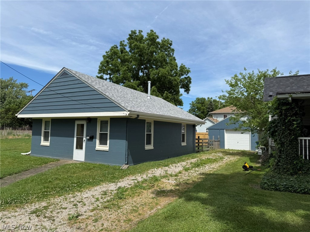 725 Perry Street Vermilion OH 44089