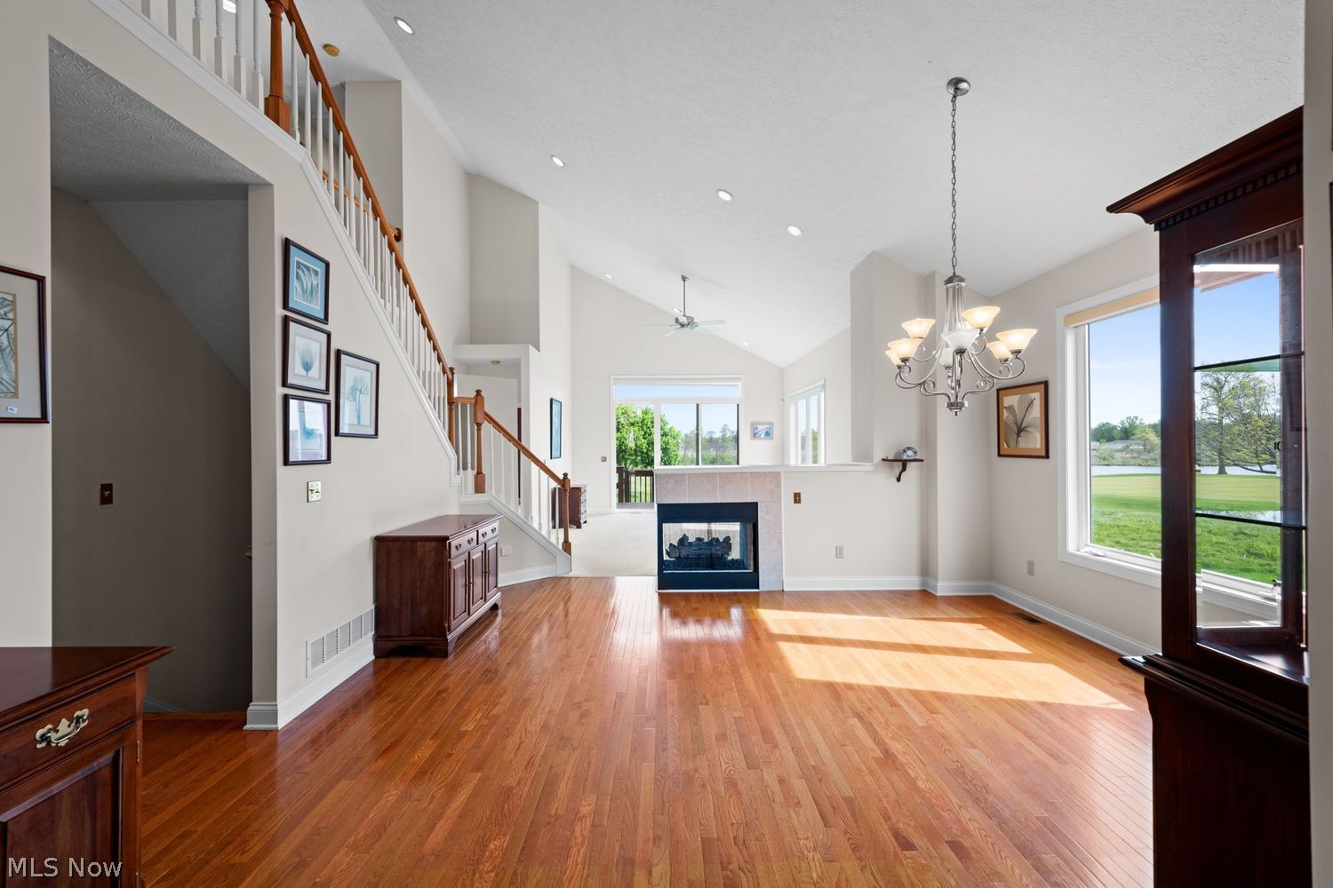 406 E Inverness Drive Highland Heights OH 44143