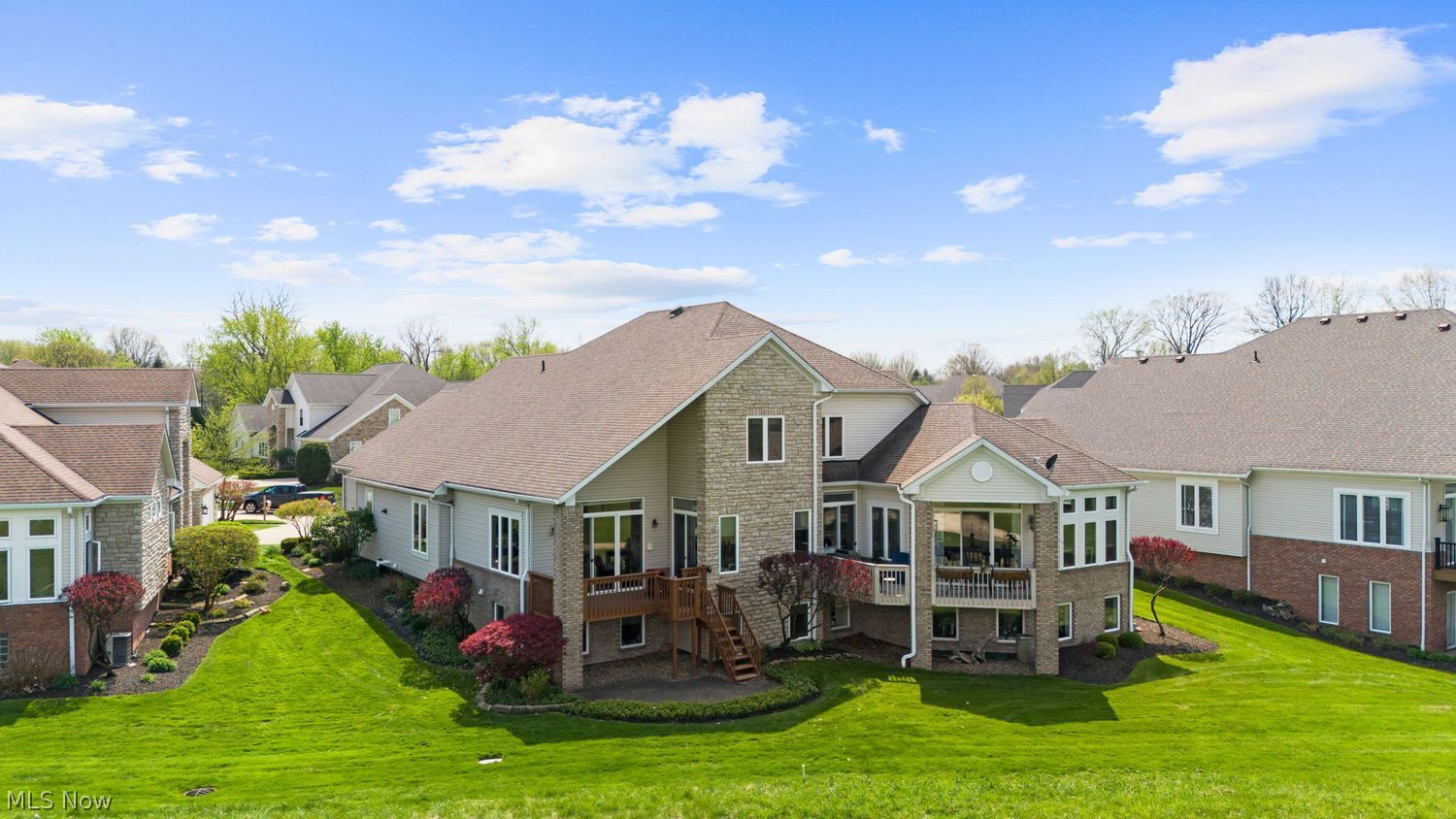 406 E Inverness Drive Highland Heights OH 44143