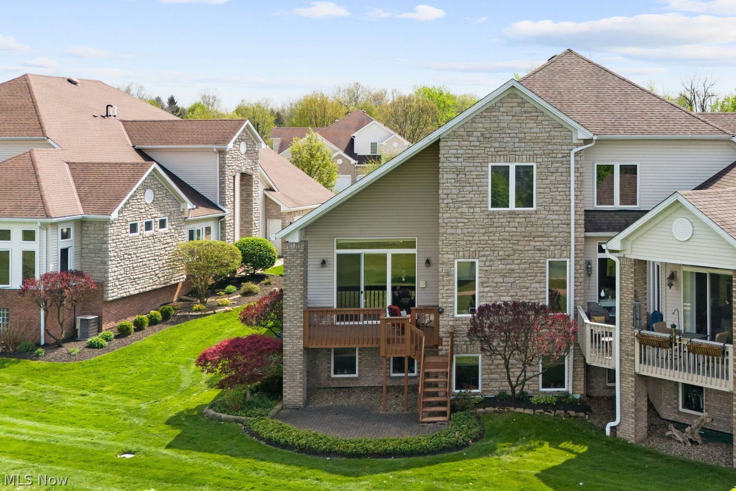 406 E Inverness Drive Highland Heights OH 44143