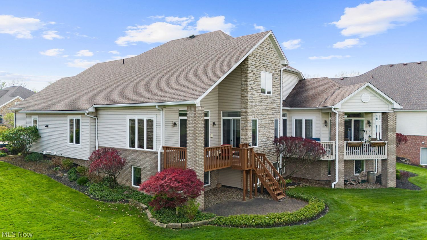 406 E Inverness Drive Highland Heights OH 44143