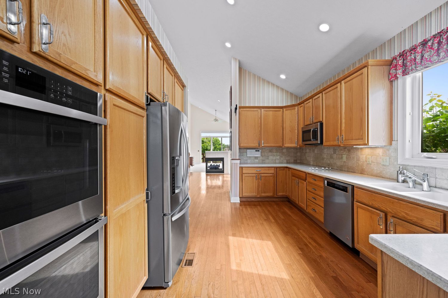 406 E Inverness Drive Highland Heights OH 44143