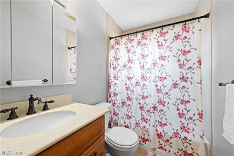 311 Parkway Drive Eastlake OH 44095