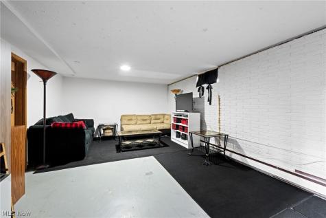 311 Parkway Drive Eastlake OH 44095