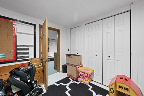 311 Parkway Drive Eastlake OH 44095