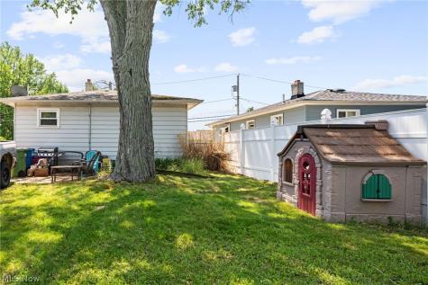 311 Parkway Drive Eastlake OH 44095