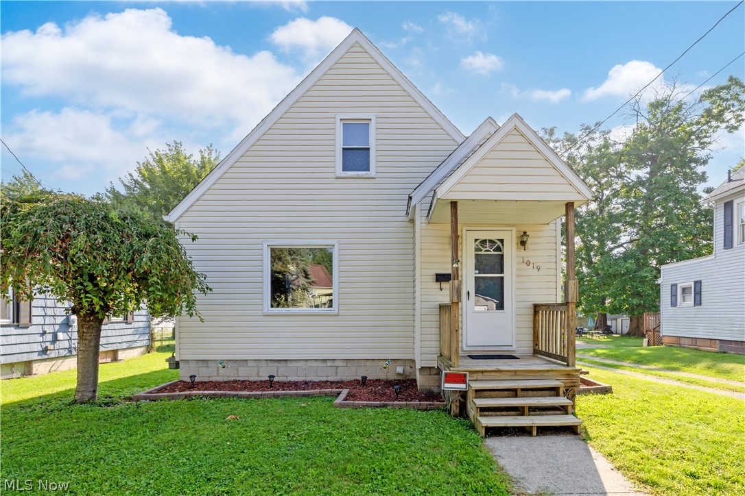 1019 Oak Street Ashland OH 44805