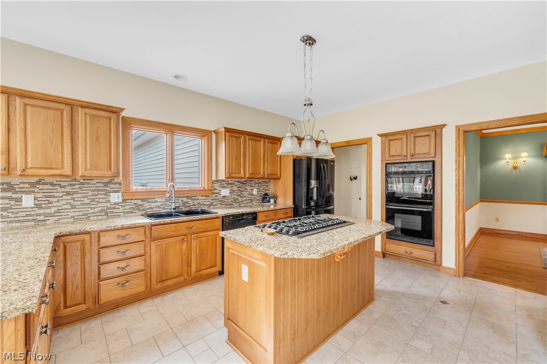 6875 Spring Glen Drive Valley City OH 44280