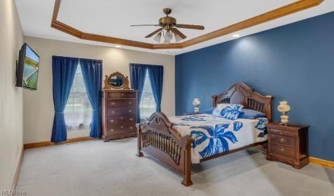 6875 Spring Glen Drive Valley City OH 44280