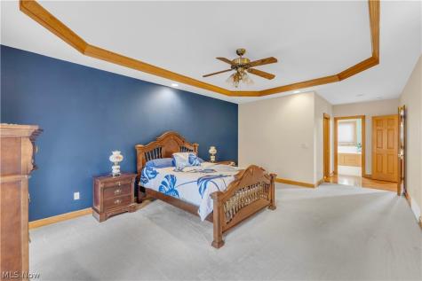 6875 Spring Glen Drive Valley City OH 44280