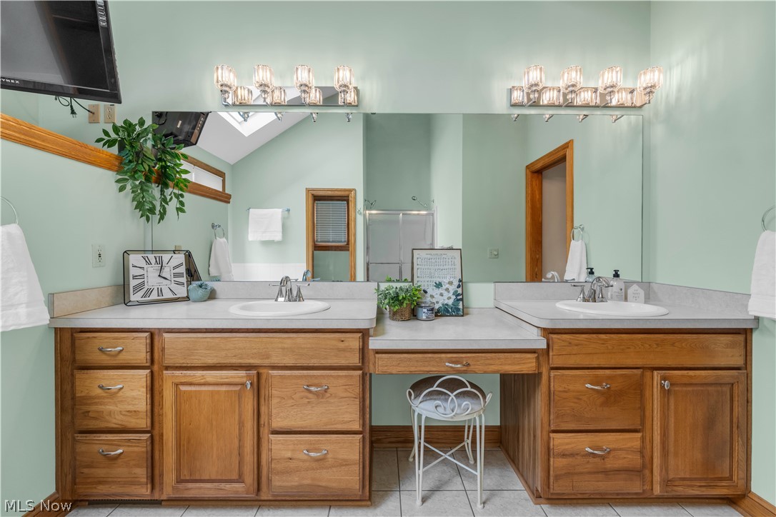 6875 Spring Glen Drive Valley City OH 44280