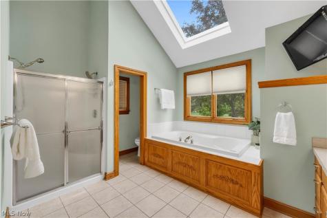 6875 Spring Glen Drive Valley City OH 44280
