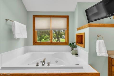 6875 Spring Glen Drive Valley City OH 44280