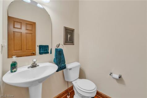 6875 Spring Glen Drive Valley City OH 44280