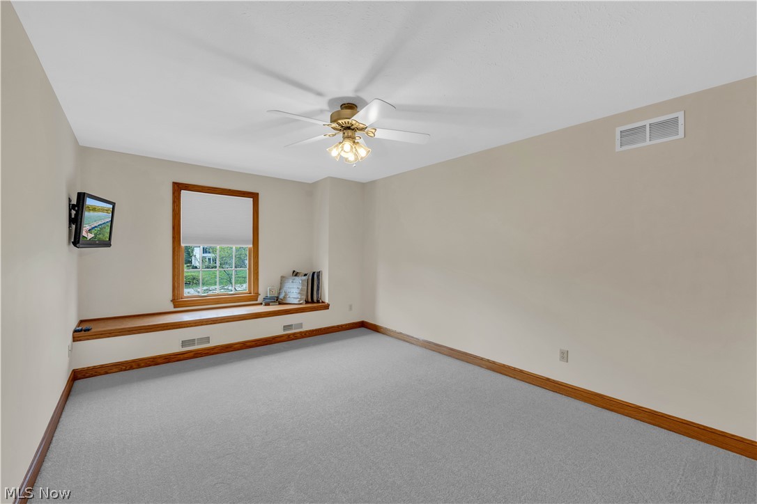 6875 Spring Glen Drive Valley City OH 44280