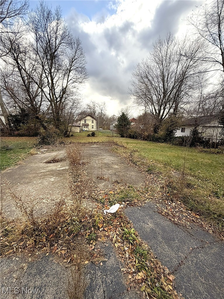 812 E Vine Street Lima OH 45804