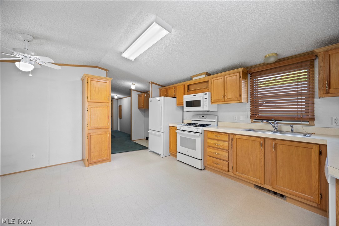 35157 Center Ridge Road North Ridgeville OH 44039