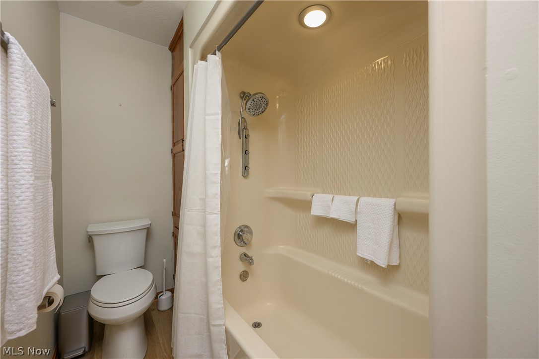 1941 Buckeye Street NE New Philadelphia OH 44663