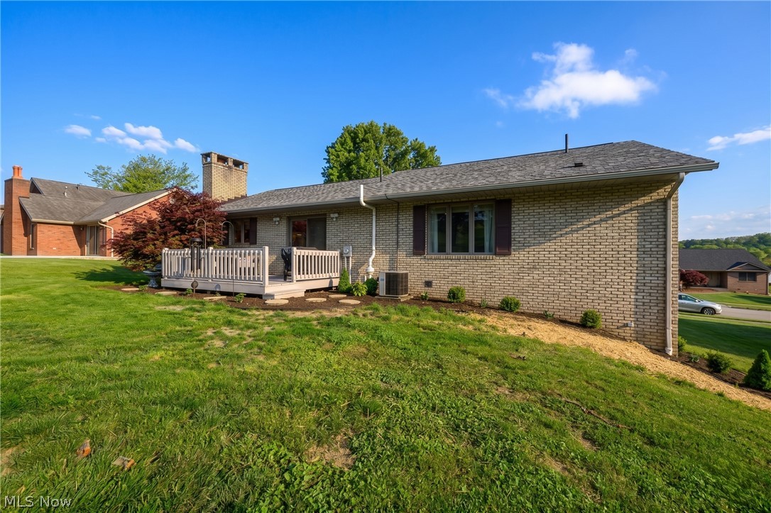 1941 Buckeye Street NE New Philadelphia OH 44663