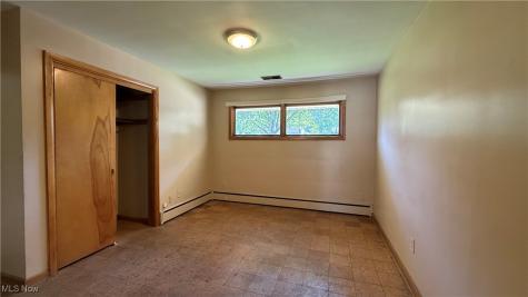 1414 Niles Cortland Road Niles OH 44446