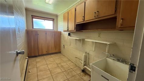 1414 Niles Cortland Road Niles OH 44446