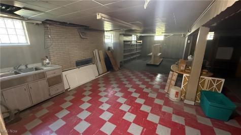 1414 Niles Cortland Road Niles OH 44446