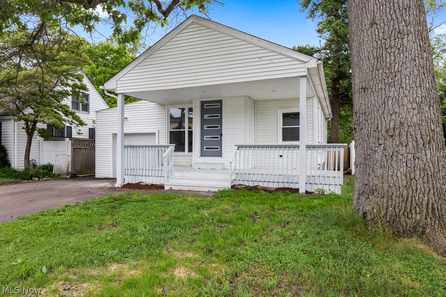 194 Forest Boulevard Avon Lake OH 44012