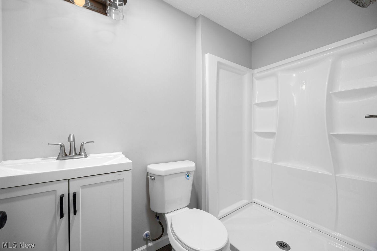 194 Forest Boulevard Avon Lake OH 44012