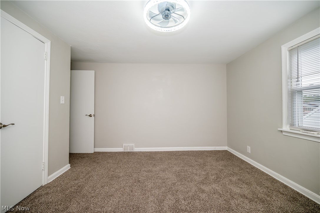 186 Creed Street Struthers OH 44471