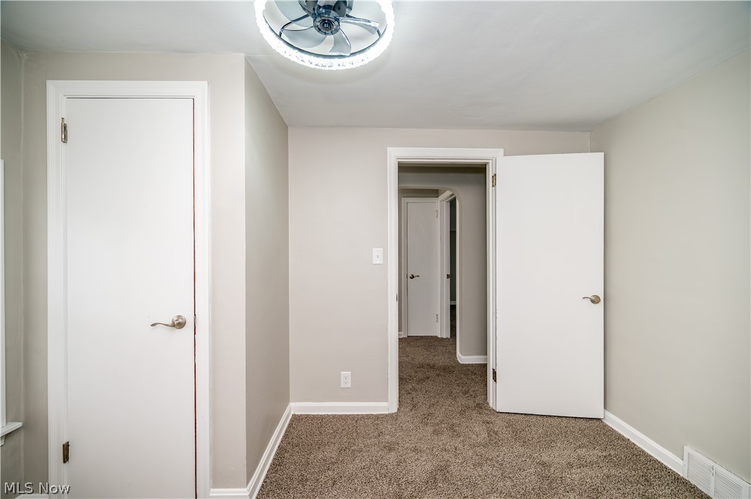 186 Creed Street Struthers OH 44471