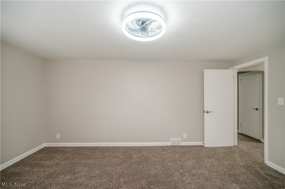 186 Creed Street Struthers OH 44471