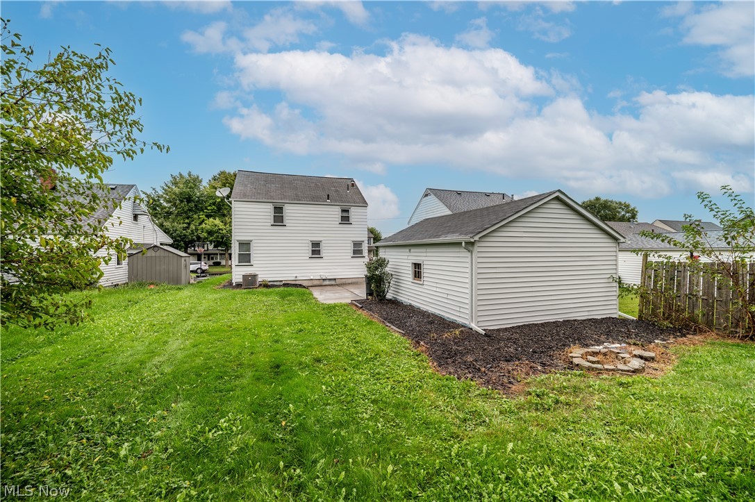 186 Creed Street Struthers OH 44471