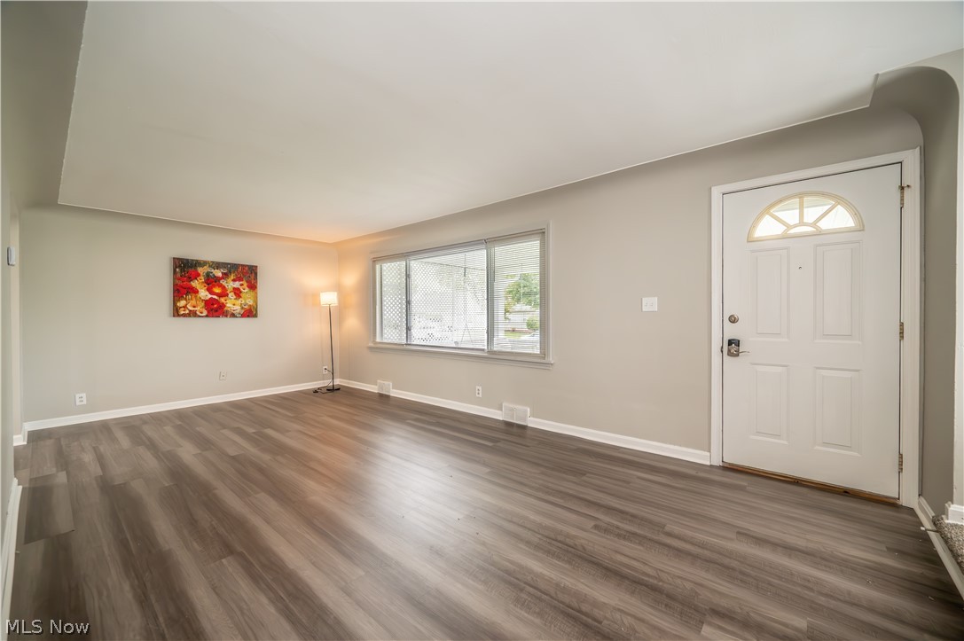 186 Creed Street Struthers OH 44471