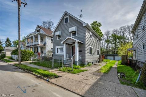 3069 E 67th Street Cleveland OH 44127