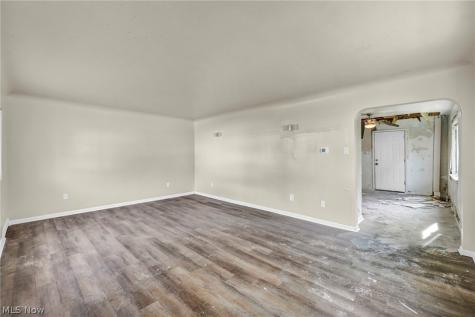 3069 E 67th Street Cleveland OH 44127