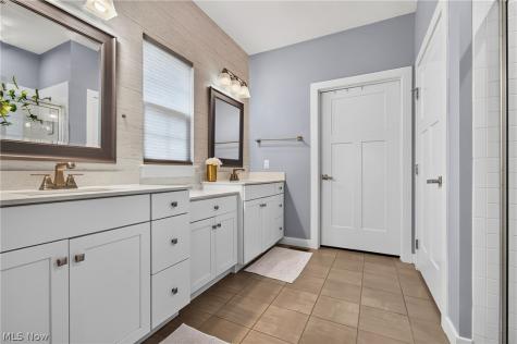 7390 Emerald Glen Avenue NW Canal Fulton OH 44614