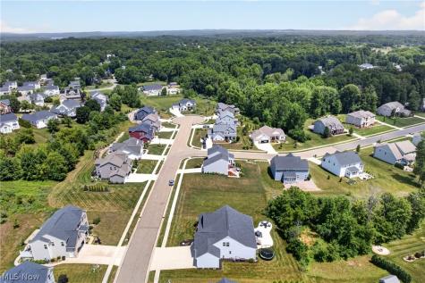 7390 Emerald Glen Avenue NW Canal Fulton OH 44614