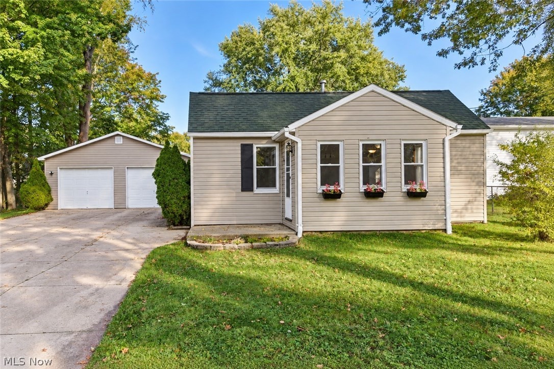 361 Lessig Avenue Akron OH 44312
