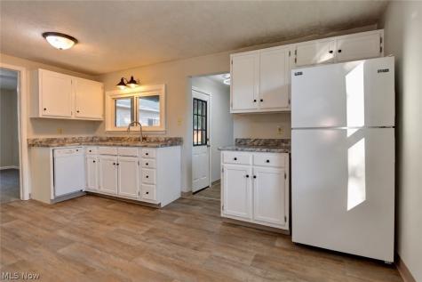 361 Lessig Avenue Akron OH 44312