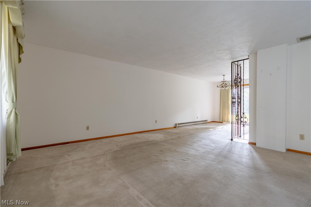 3726 Whitehouse Avenue NW Canton OH 44709