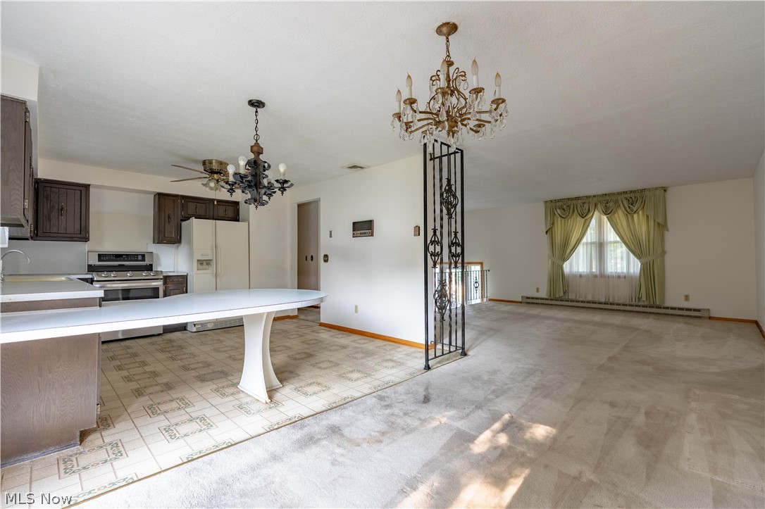 3726 Whitehouse Avenue NW Canton OH 44709