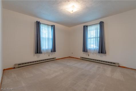 3726 Whitehouse Avenue NW Canton OH 44709