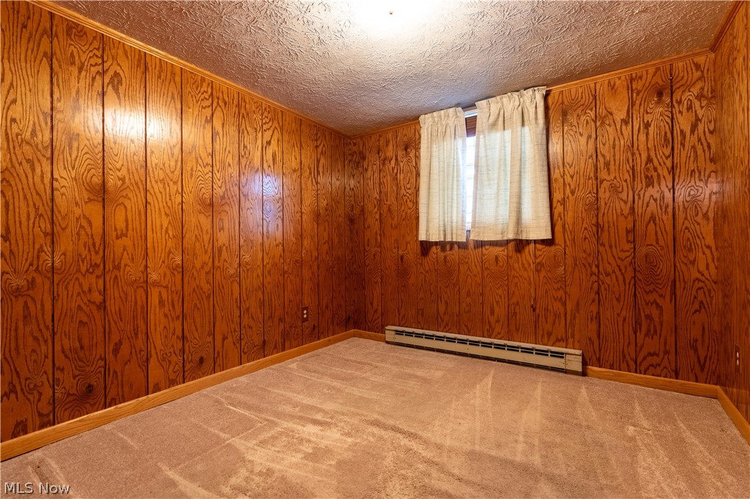 3726 Whitehouse Avenue NW Canton OH 44709